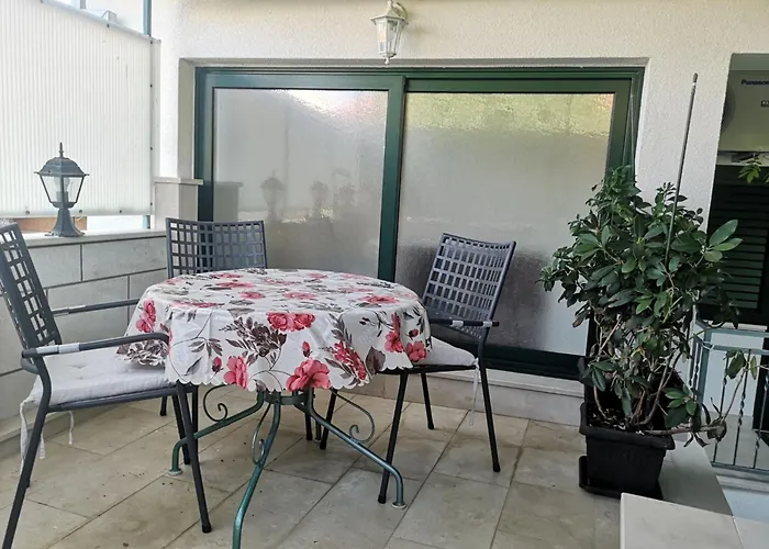 Boris-ivan Apartament Vinišće